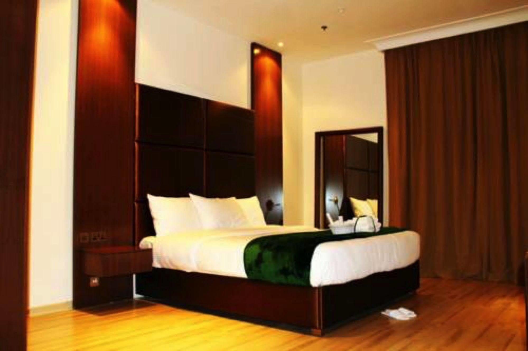 Rawda Hotel Doha Exterior foto